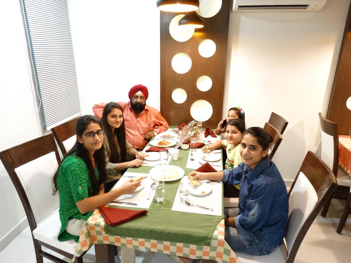 Hotel Royal Inn Chittorgarh Kültér fotó