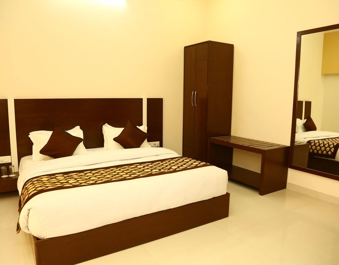 Hotel Royal Inn Chittorgarh Kültér fotó